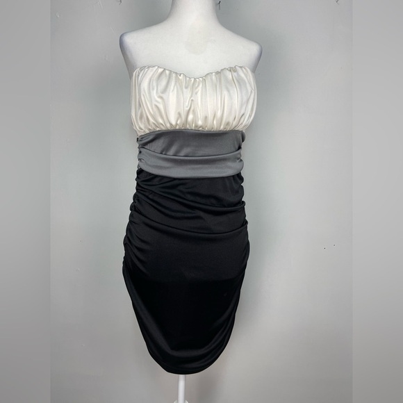 Speechless black white gray strapless ruched night out dress women’s size L - Picture 3 of 15
